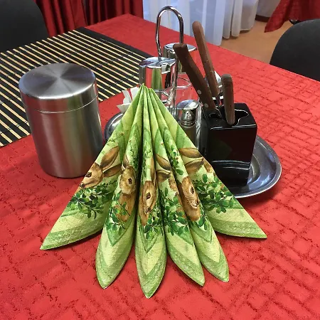 Centrum Apartmanhaz Πετς