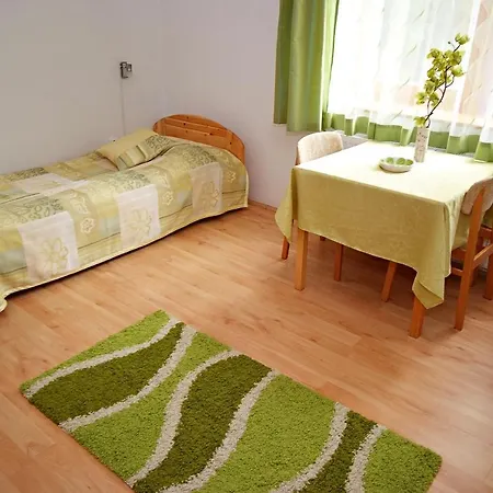 Aparthotel Centrum Apartmanhaz 3*