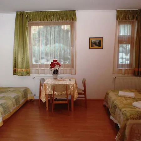 Centrum Apartmanhaz Aparthotel