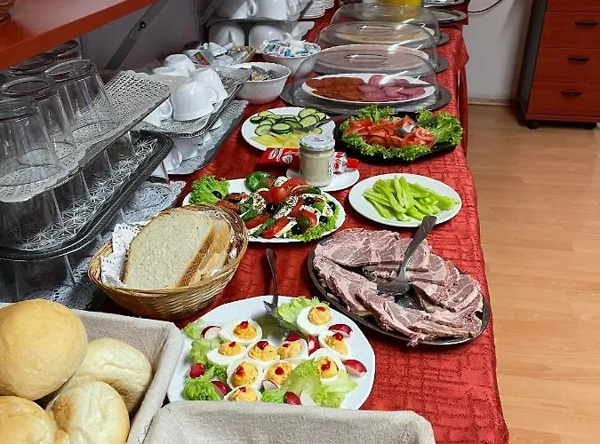 Centrum Apartmanhaz アパートホテル 3*