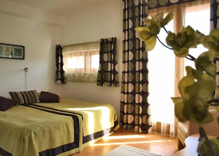 アパートホテル Centrum Apartmanhaz 3*