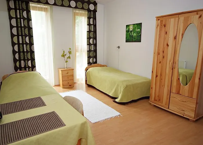 アパートホテル Centrum Apartmanhaz 3*